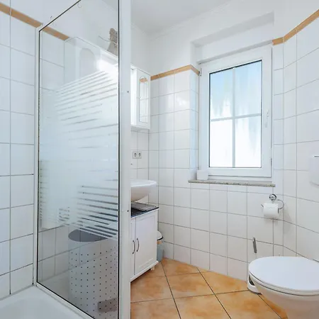 Haus Nastassija Whg 1 * ديارهاجين